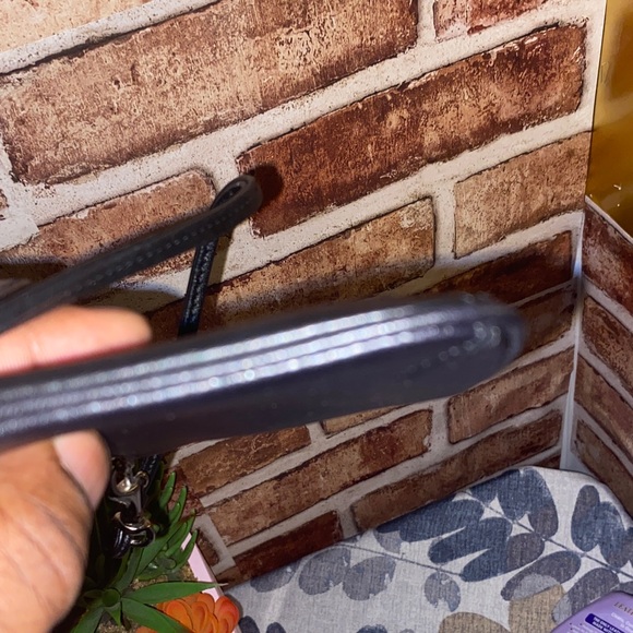 Coach wristlet - Picture 6 of 8